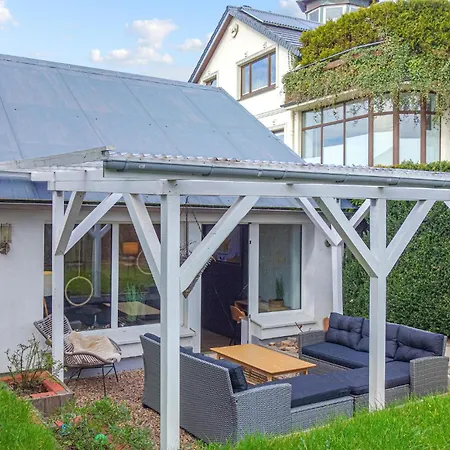 3 Bedroom Gorgeous In Holiday home